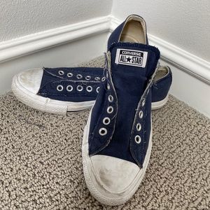 ALL-STARS CONVERSE CHUCK TAYLORS: MENS DISTRESSED NAVY BLUE SLIP-ONS